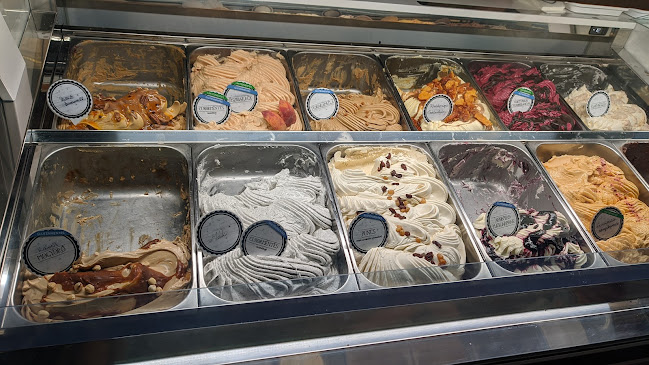 Füredi korzó fagyizó - Vendéglátás