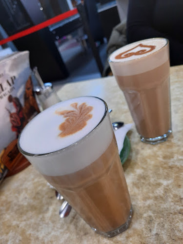 Opinii despre Cafe Frei Eger în Eger - Vendéglátás