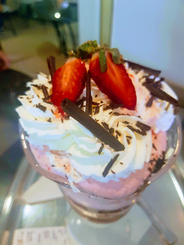 Harangvirág cukrászda