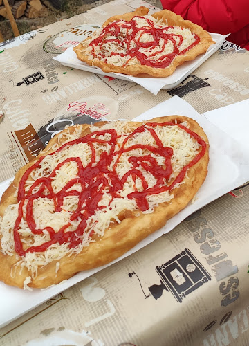 Hoppá ! lángos- büfé - Pilismarót