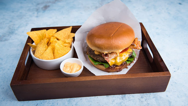 Budapest, Lánchíd u. 15-17, 1013