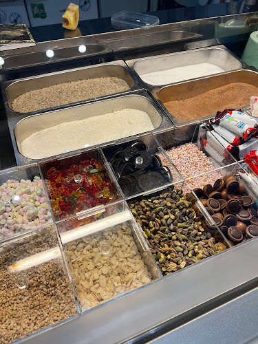 Dream Cream - Ice Cream & Bubble Waffle Budapest - Budapest