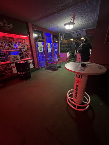 Árkád Söröző - Kávézó - Vendéglátás