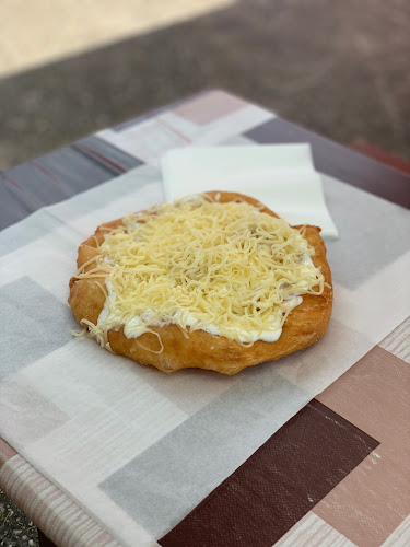 Comentarii opinii despre Part Büfé | Bringa Pihenő és Powerade Hidratáló Pont