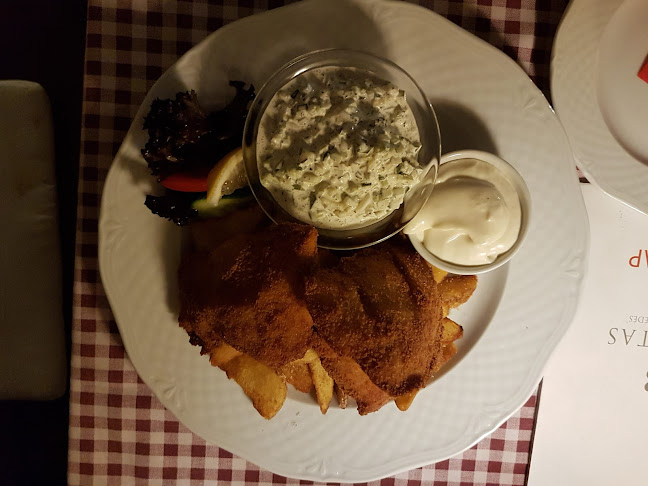 Borköltők Társasága Pince Étterem - Vendéglátás