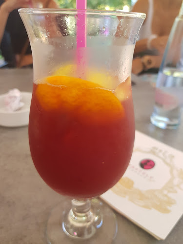 Comentarii opinii despre Kastély Kávézó