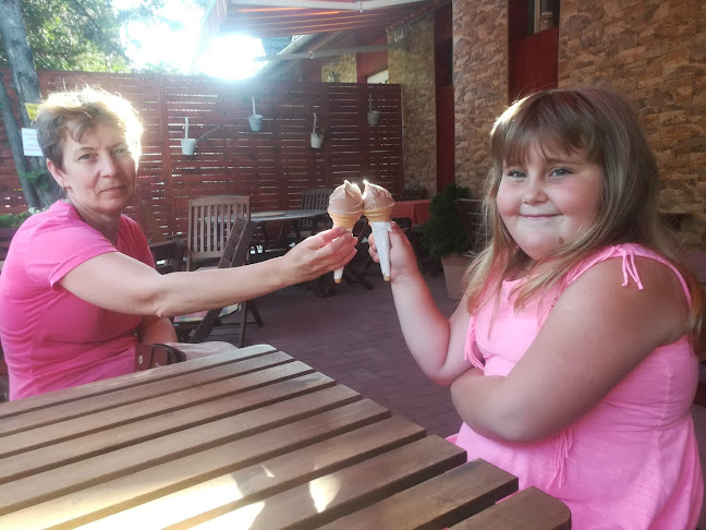 Maxima Fagyizó Kávézó - Aba