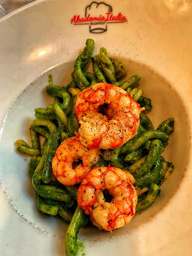 Budapest, Szent István tér 12, 1051