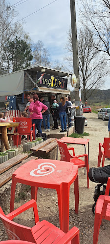 Üvegtigris, a büfé - Tinnye