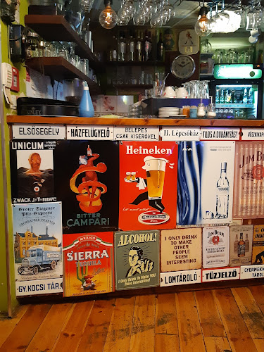 Muter Cafe & Beer (Muter Pub Gozsdu) - Vendéglátás