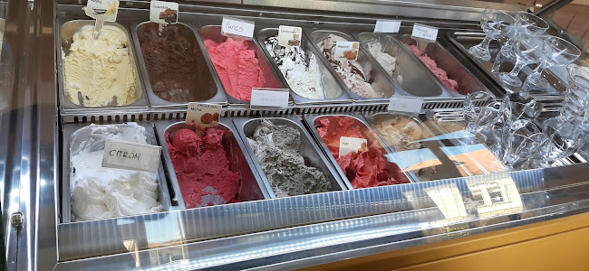 Édes M Cukrászda - Szarvas