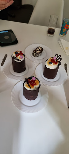 Opinii despre Horváth Cukrászda în Budapest - Vendéglátás