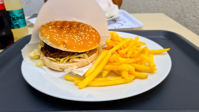 Veresegyház, Fő út 53, 2112