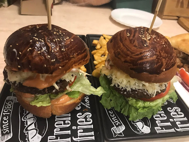 Comentarii opinii despre Santos Étterem és Panzió