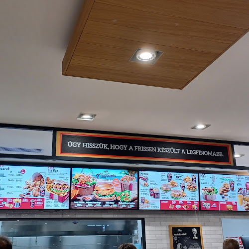 Opinii despre KFC Hódmezővásárhely DT în Hódmezővásárhely - Vendéglátás
