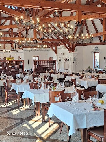 Lázár Lovaspark - Domony