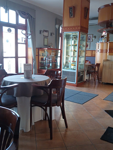 Schőnig Cukrászda és Kávéház - Vendéglátás