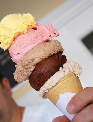 Dunakeszi, Fóti út 1, 2120