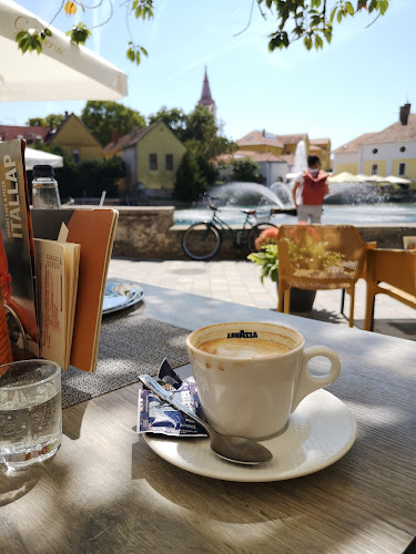 Tópart Bisztró - Vendéglátás