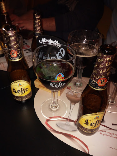 Why not cafe and bar - Vendéglátás