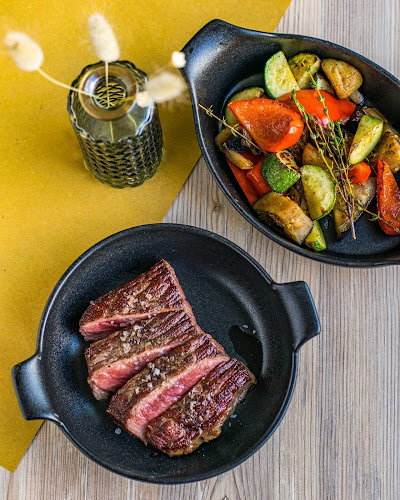 Budapest, Szent István tér 6, 1042