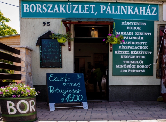 Bor és pálinka szaküzlet