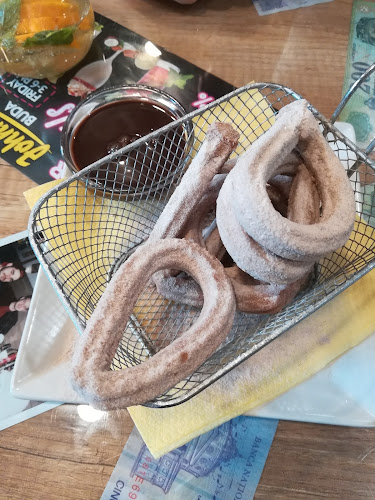 Opinii despre Johnny's Bistro Buda în Budapest - Vendéglátás