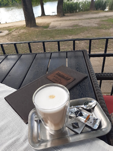 Hullámtér Vendéglő