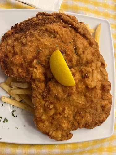 Venezia Pizzeria és Étterem - Vendéglátás