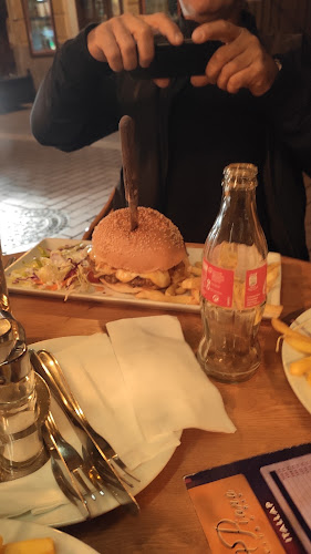 Comentarii opinii despre Trója Ételbár