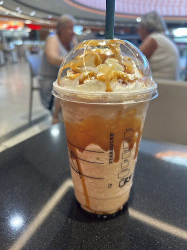 Comentarii opinii despre Starbucks Pécs