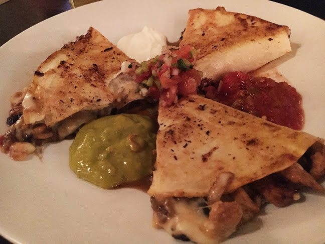 Replay Cafe & Restaurant