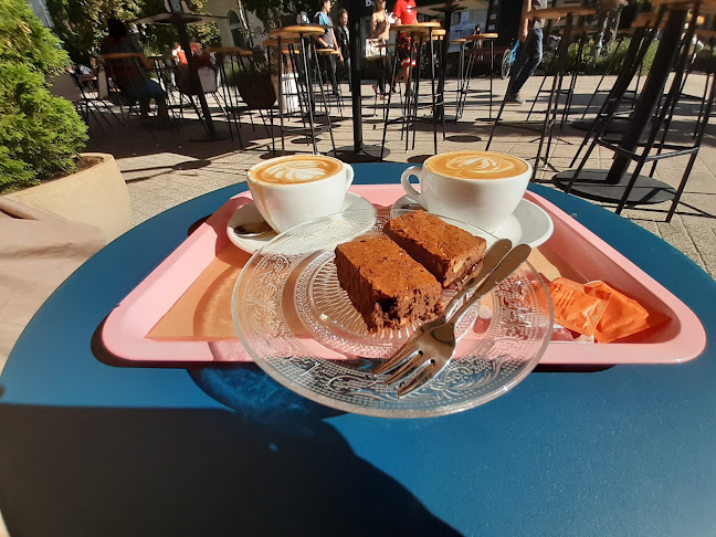 Pizza, Kávé, Világbéke - Debrecen