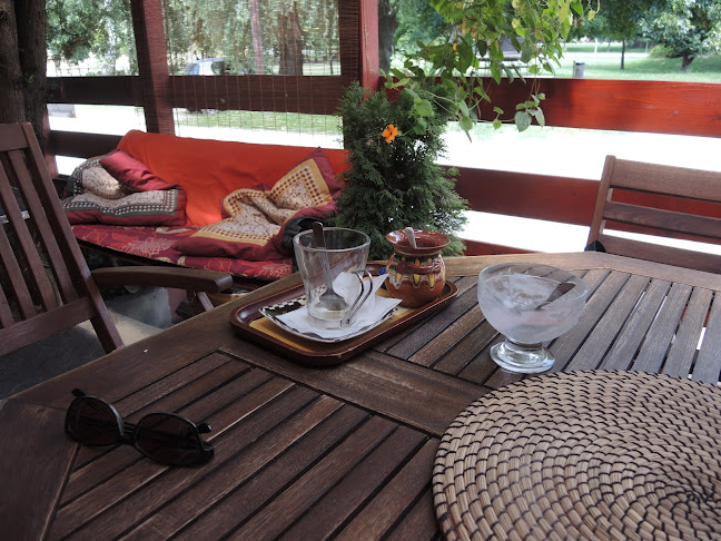 Maxima Fagyizó Kávézó