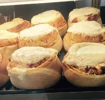 Oskola pékség - Vendéglátás