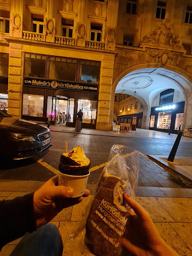 Comentarii opinii despre Molnár's kürtőskalács