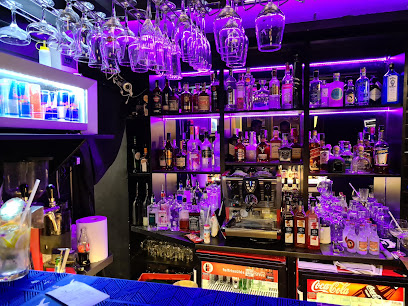 BlackWood Beer & Cocktail's Bar