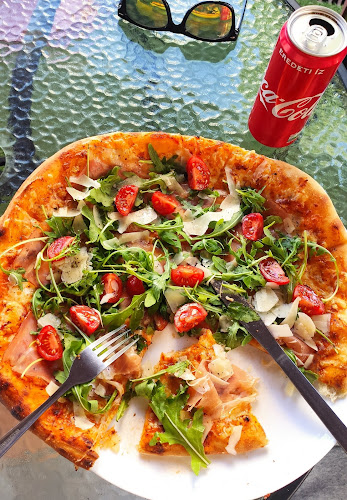 Opinii despre Amore Pizza în Salgótarján - Vendéglátás