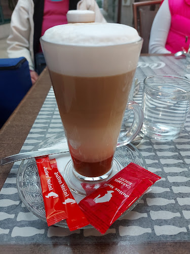 Kecskemét, Kossuth tér 1, 6000