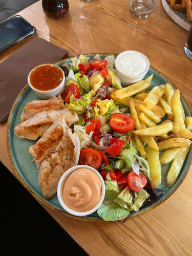 Replay Cafe & Restaurant - Pécs