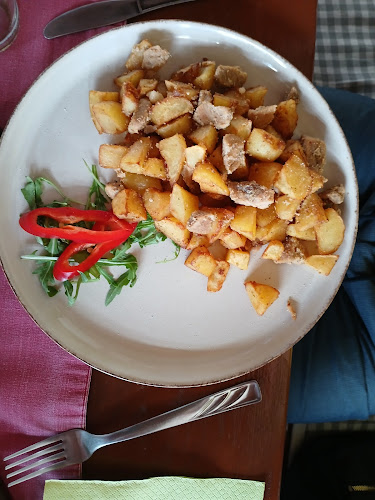 Comentarii opinii despre Eldorado Étterem, Koktél és Grill Bár