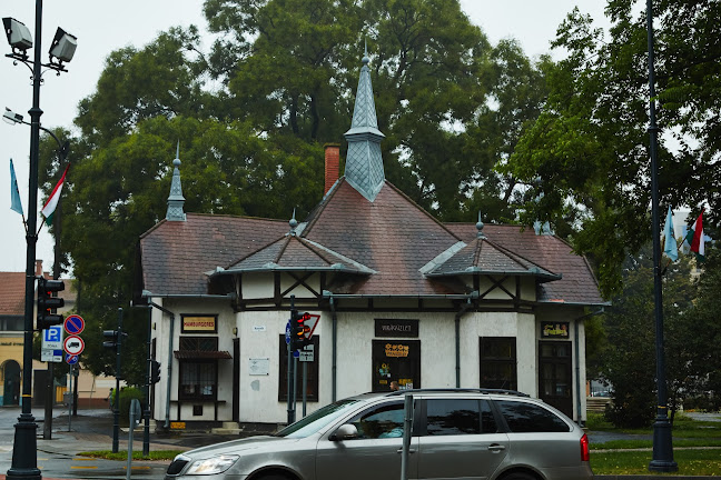 Julcsi Büféje - Vendéglátás