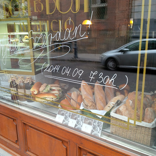 Comentarii opinii despre Rojt és Bojt Kávéskuckó