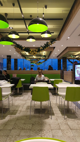 KFC Kecskemét Malom Központ - Vendéglátás