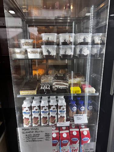 Comentarii opinii despre Padragi Pékség