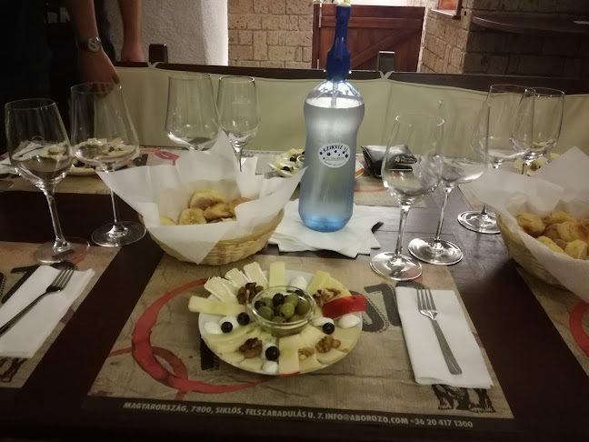 Siklós Gerencsér Sebestyén utca 12, Felszabadulás u. 89, 7800