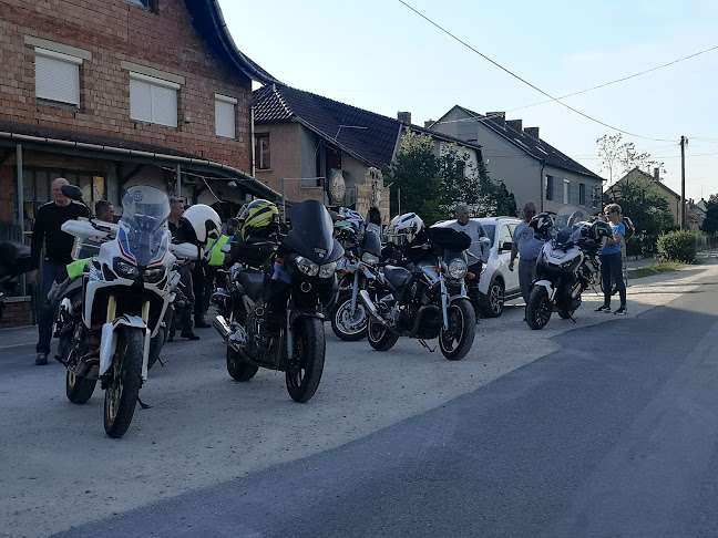 Pokol Bár - Vendéglátás