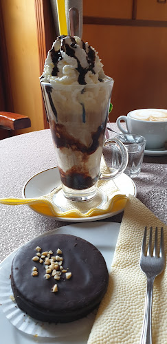 Comentarii opinii despre Schőnig Cukrászda és Kávéház