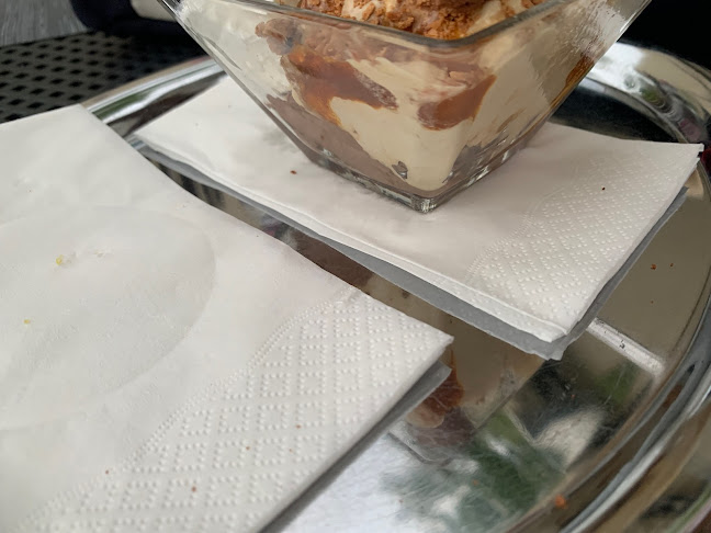 Comentarii opinii despre Tópart Café