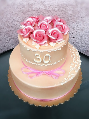 Opinii despre Beleznay Dominika Kézműves Tortaműhely în Győr - Vendéglátás
